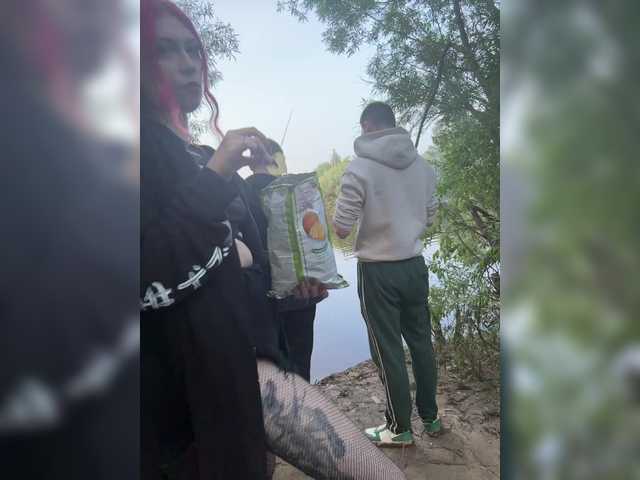 Live sex webcam photo for LuckyStar #291215591