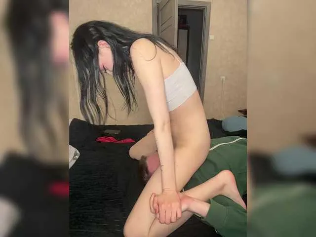 Live sex webcam photo for LuckyStar #293404550