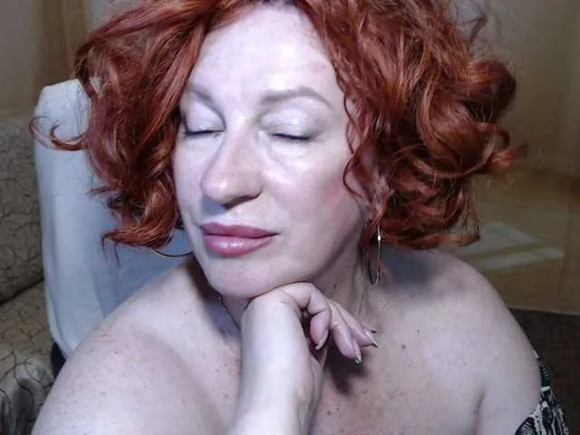 Live sex webcam photo for LuckySveta #277793106