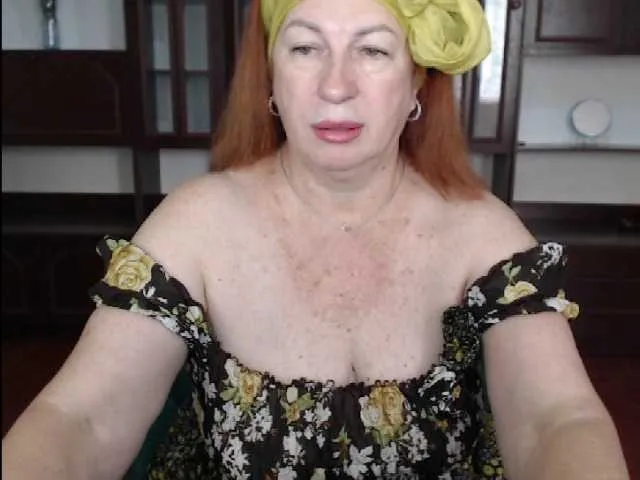 Live sex webcam photo for LuckySveta #290047996