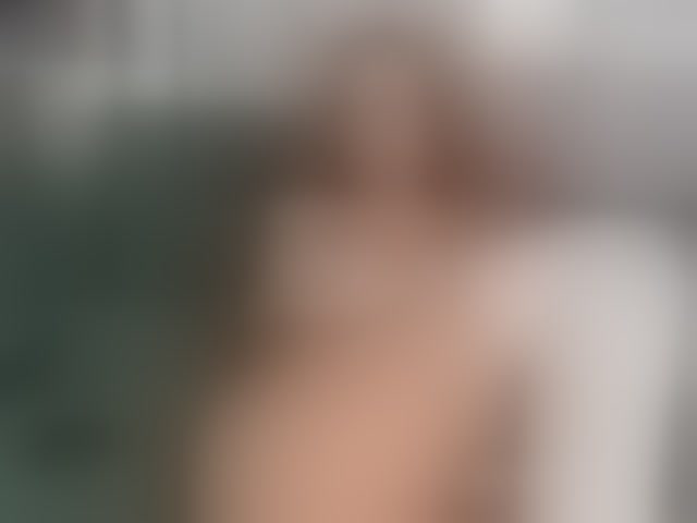 Live sex webcam photo for Luckydicewow #293924555