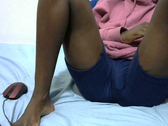 Live sex webcam photo for Luckygal11 #276766667