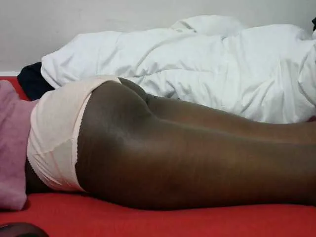 Live sex webcam photo for Luckygal11 #277015254