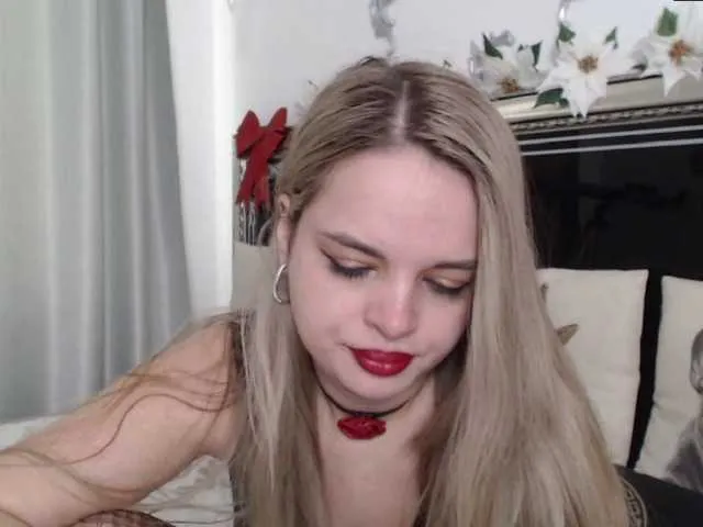 Live sex webcam photo for Lucritia #271993202