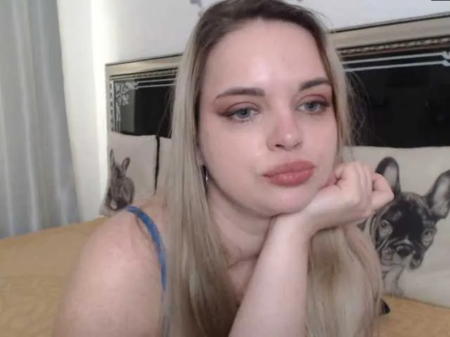 Live sex webcam photo for Lucritia #272643808
