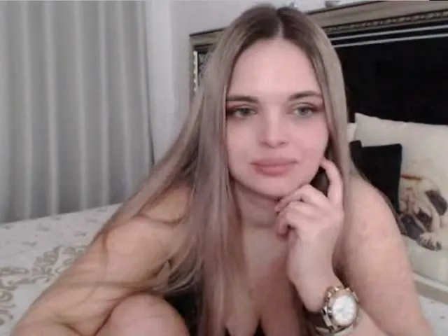 Live sex webcam photo for Lucritia #272921785
