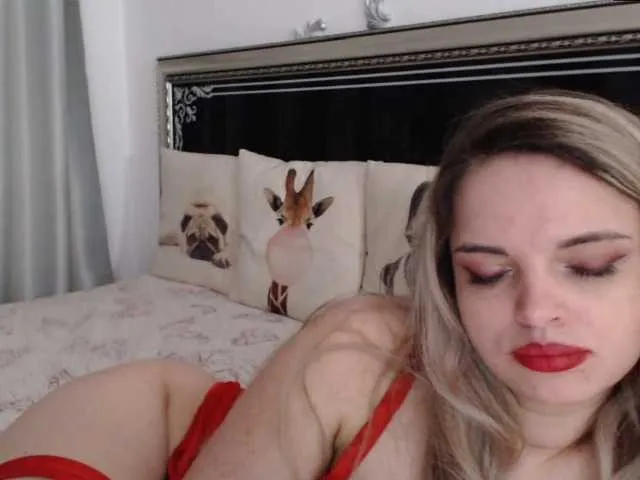 Live sex webcam photo for Lucritia #273174497