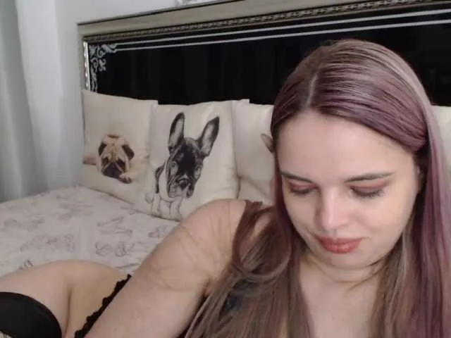 Live sex webcam photo for Lucritia #273440129