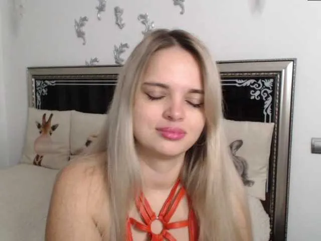 Live sex webcam photo for Lucritia #276492672