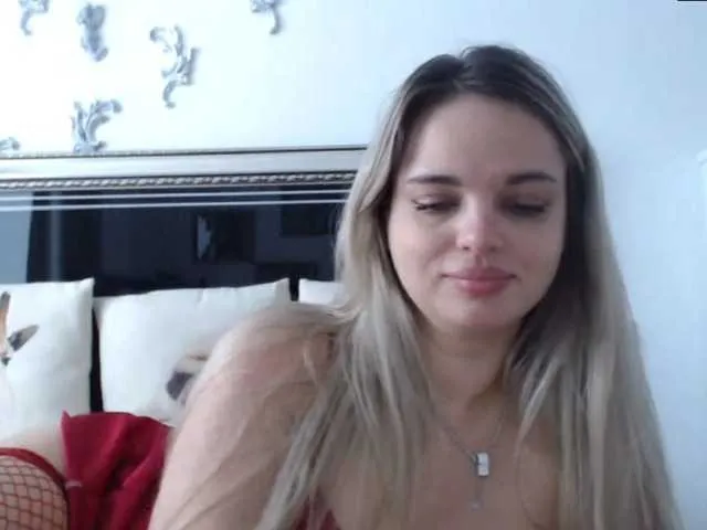 Live sex webcam photo for Lucritia #276667619
