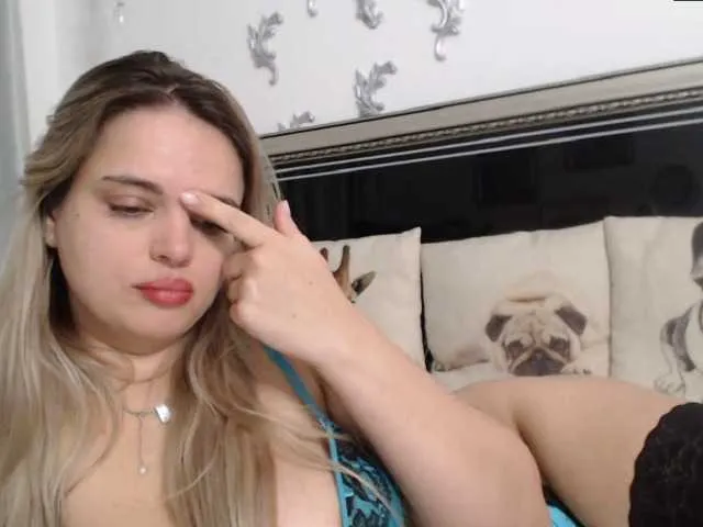 Live sex webcam photo for Lucritia #276684370
