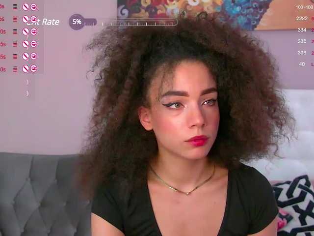 Live sex webcam photo for Lucy-Lou #275949373