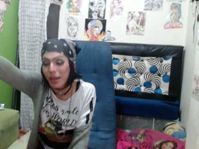 Live sex webcam photo for Lucy-Vendetta #273482424