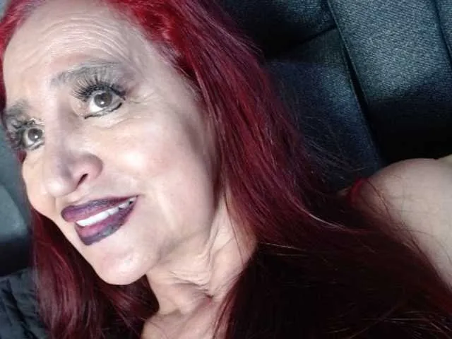 Live sex webcam photo for Lucy-mature #290153424