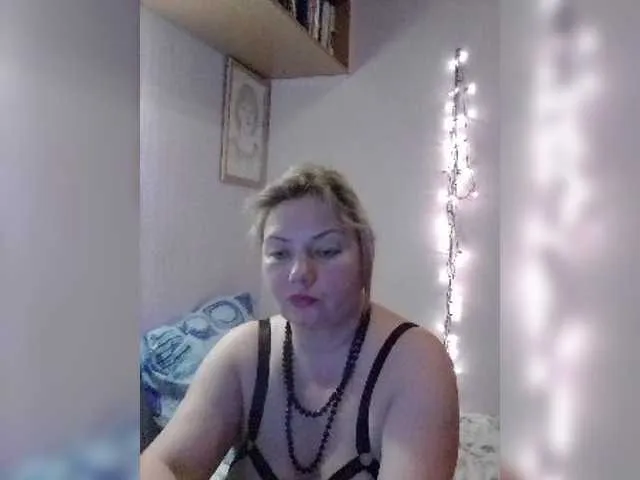 Live sex webcam photo for LucyAlexis #278155720