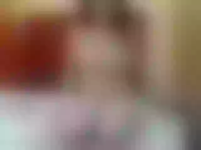 Live sex webcam photo for LucyAndFer #275956844