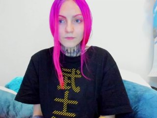 Live sex webcam photo for LucyElfen #140281379