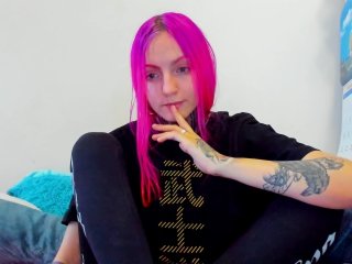 Live sex webcam photo for LucyElfen #140293673