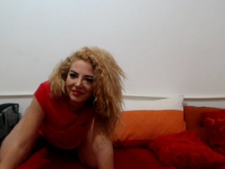 Live sex webcam photo for LucyFoxx #142838539