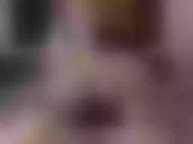 Live sex webcam photo for LucyNuty #271791347
