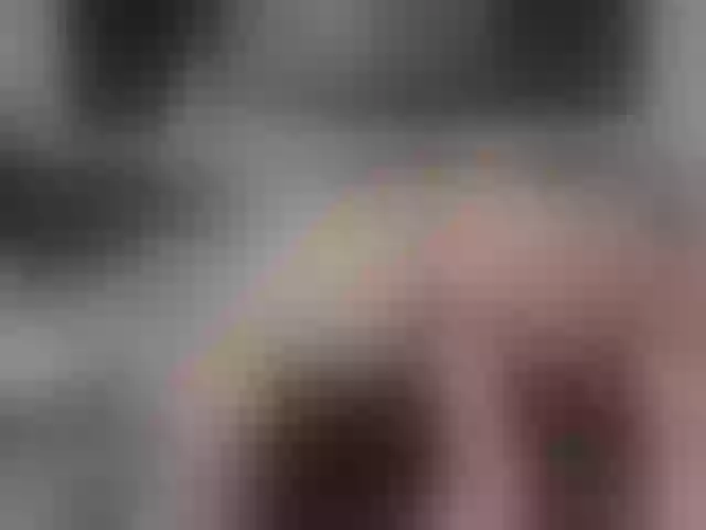 Live sex webcam photo for LucyNuty #271932156