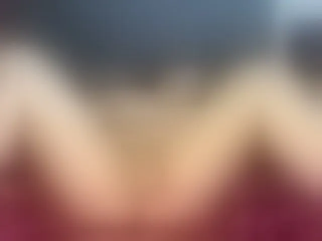 Live sex webcam photo for LucyWillow #293109029