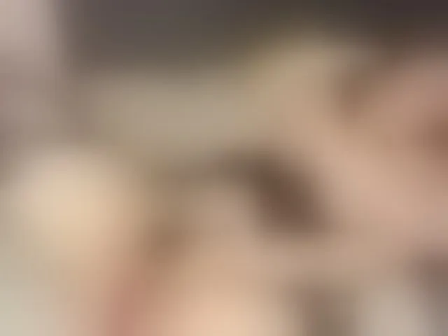 Live sex webcam photo for LucyWillow #293872633