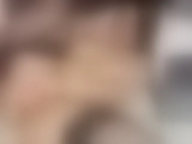 Live sex webcam photo for LucyWillow #293931155