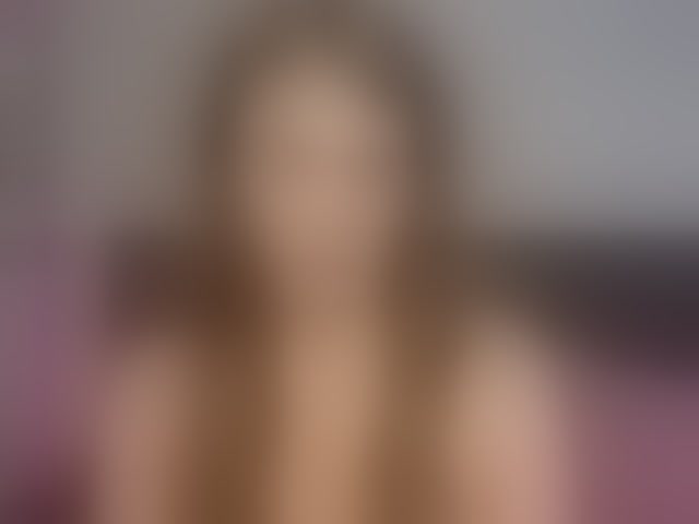 Live sex webcam photo for LucyWillow #294242760