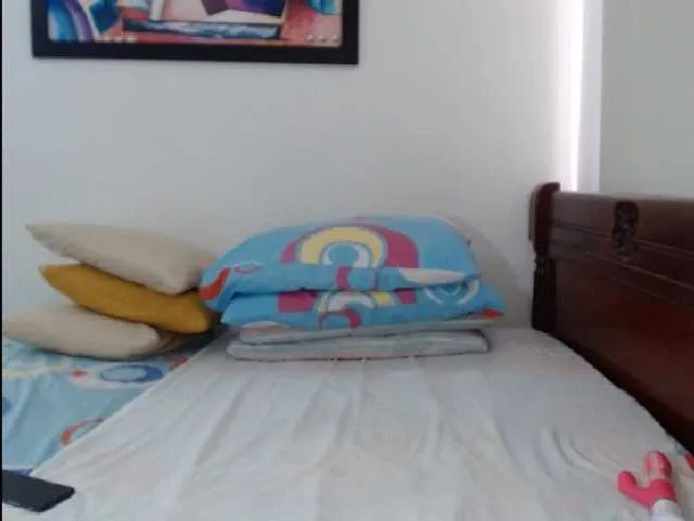 Live sex webcam photo for Lucypalmax #290985847