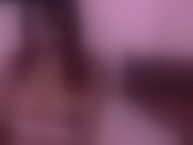 Live sex webcam photo for Lucypalmax #292489268