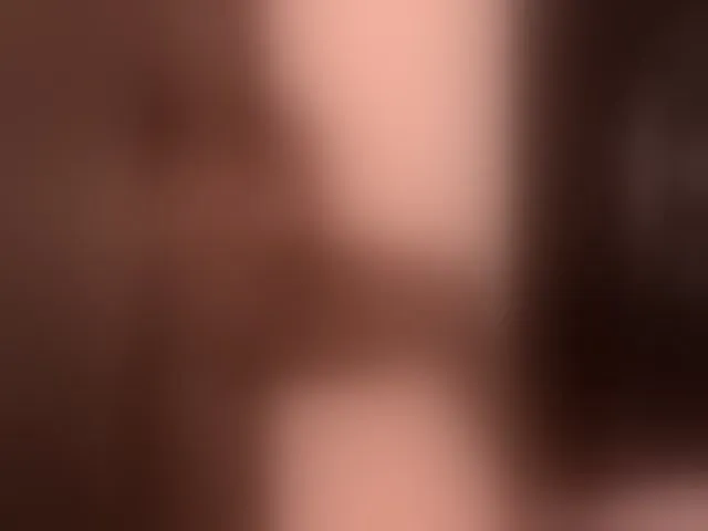 Live sex webcam photo for Lucypalmax #293611071
