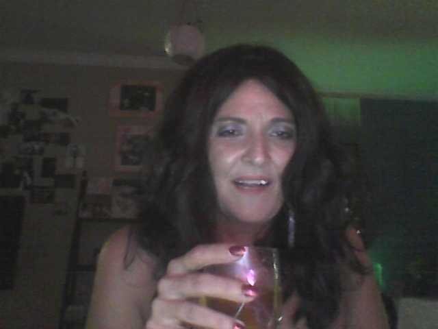 Live sex webcam photo for LucysLove #273569404