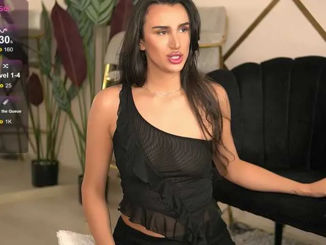 Live sex webcam photo for LucyxRios #291551729