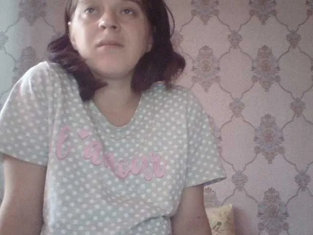 Live sex webcam photo for Ludmila050695 #275683110