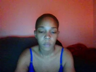 Live sex webcam photo for Luicy #202421721