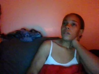 Live sex webcam photo for Luicy #202599671