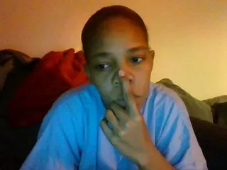 Live sex webcam photo for Luicy #202909572