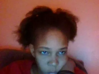 Live sex webcam photo for Luicy #206684359