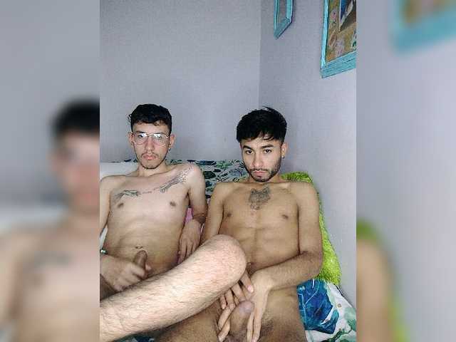 Live sex webcam photo for LuisyDenil #277693698