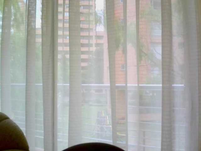 Live sex webcam photo for LuisyDenil #291044934