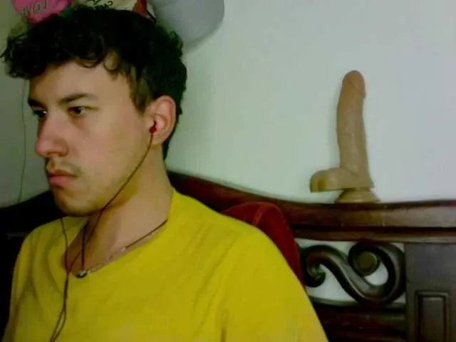 Live sex webcam photo for LuisyDenil #291115295