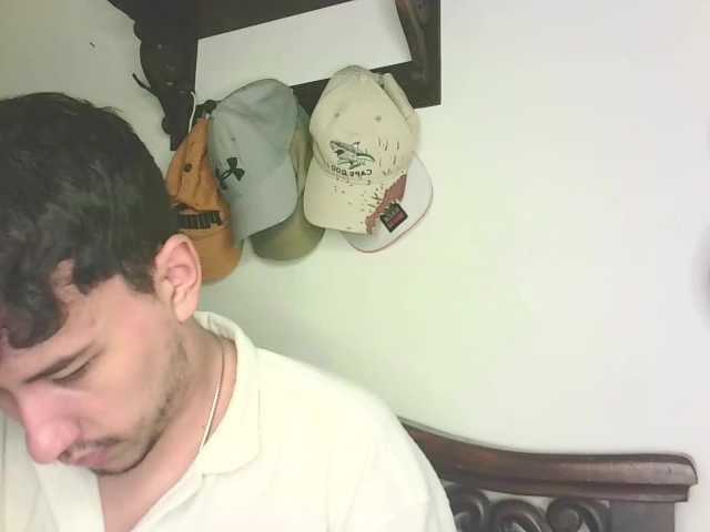 Live sex webcam photo for LuisyDenil #291333213