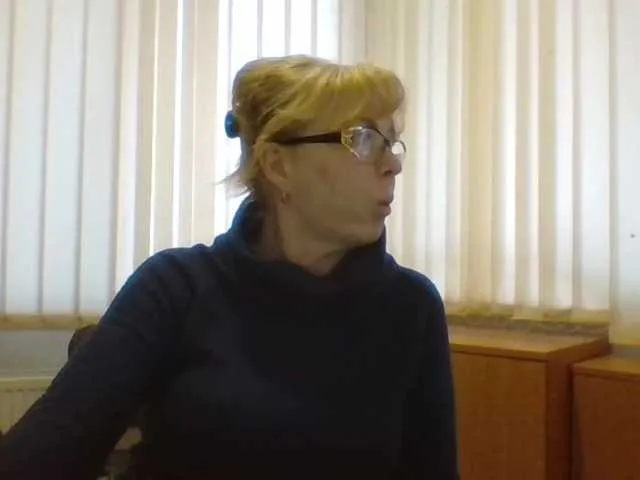 Live sex webcam photo for Luiziana111 #271709374