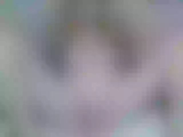 Live sex webcam photo for Luiziana111 #272943982