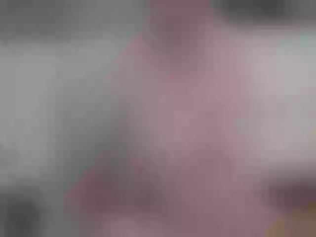 Live sex webcam photo for Luiziana111 #273981487