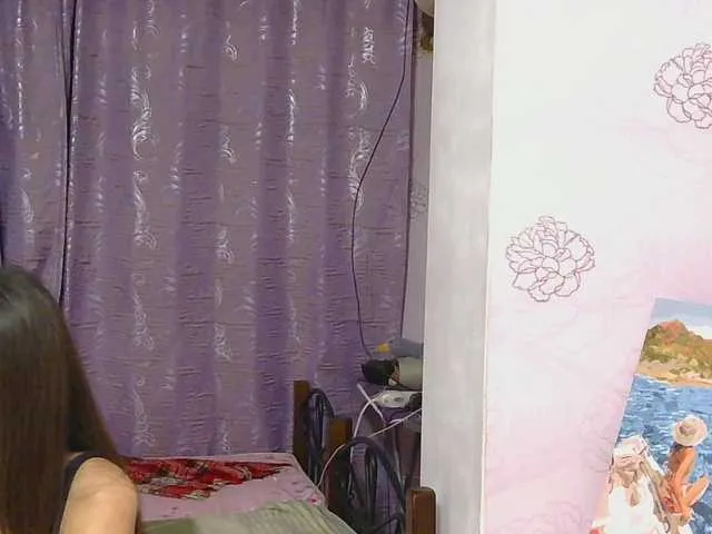 Live sex webcam photo for LumiHeart #292243907