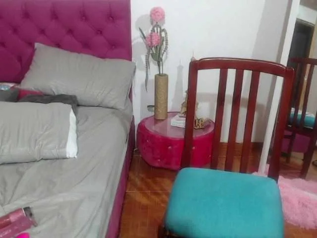 Live sex webcam photo for Luna-VSN #273520192