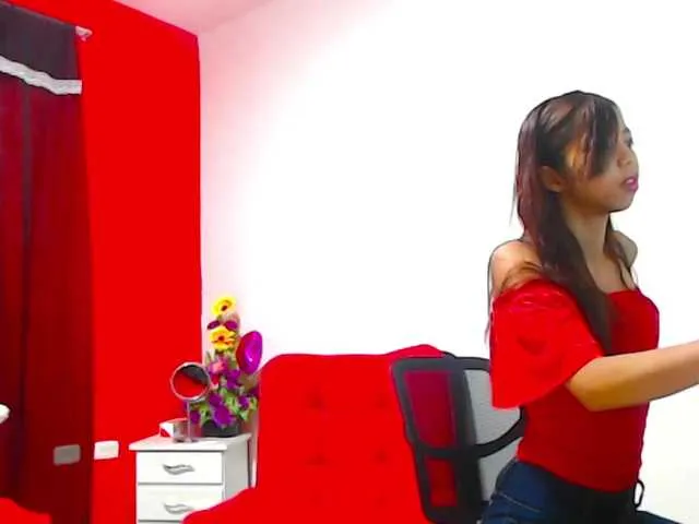 Live sex webcam photo for Luna-sexx #273327217