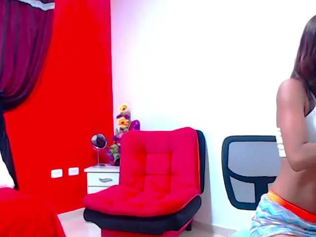 Live sex webcam photo for Luna-sexx #273345560